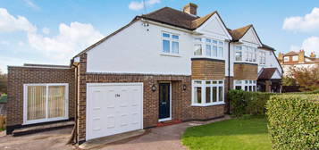 3 bed semi-detached house to rent