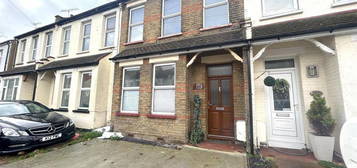 3 bedroom terraced house to rent