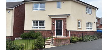 3 bed semi-detached house for sale