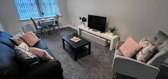 2 bed flat to rent