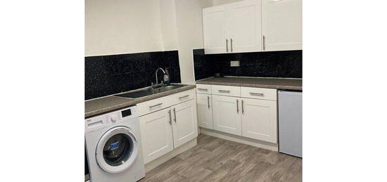 2 bed flat to rent