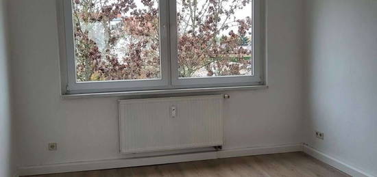 Kautionsfreie 2 Zimmer-Wohnung mit Balkon und Tageslichtbad!