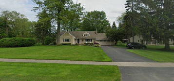 34 Sunset Blvd, Pittsford, NY 14534