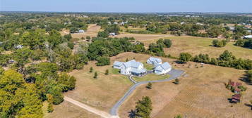 233 W Mill St, Round Top, TX 78954