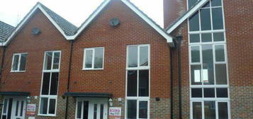 3 bedroom terraced house