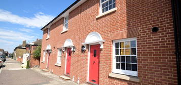 2 bed terraced house to rent