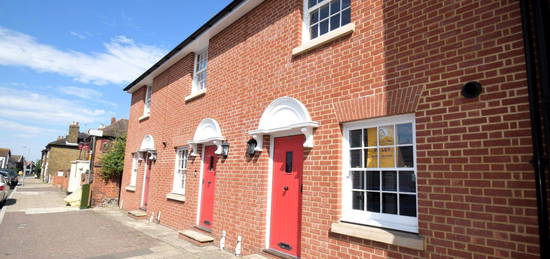 2 bed terraced house to rent