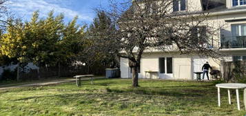 Maison meublée  à louer, 5 pièces, 6 chambres, 210 m²