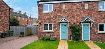 3 bed semi-detached house for sale