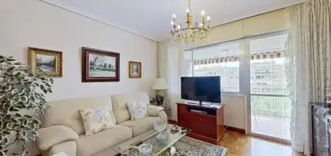 Apartamento en Plaza de F&#xE9;lix Huarte, 1