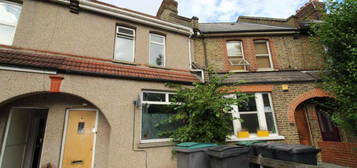 3 bedroom terraced house