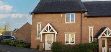 2 bedroom semi-detached house for sale