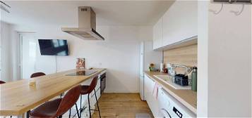 Appartement meublé  à louer, 5 pièces, 4 chambres, 83 m²