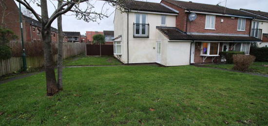 3 bedroom semi-detached house