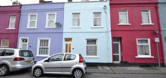 5 bed terraced house to rent