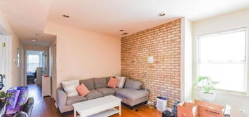 5721 N Kimball Ave APT 2, Chicago, IL 60659
