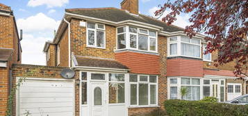 3 bed semi-detached house to rent