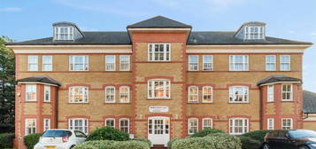 3 bed flat for sale