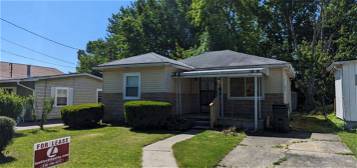 223 Bell Ave, Elyria, OH 44035