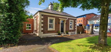 1a Malone Park, Belfast, BT9 6NH