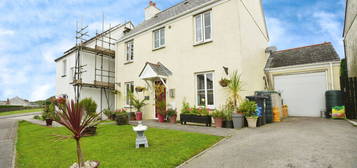 3 bed detached house for sale