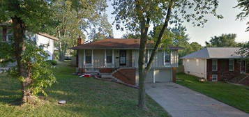 7825 E  117th Pl, Kansas City, MO 64134