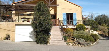 Grande Villa édifiée en Pierre du Gard unique en conflent (sans agence)