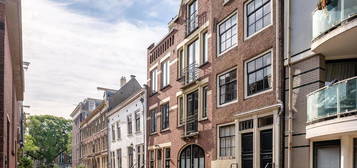 Nieuwe Looiersstraat 128