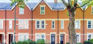 Town house for sale in Castle Boulevard, Nottingham, Nottinghamshire NG7