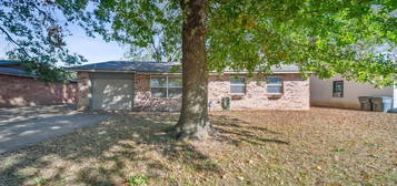 1610 Stevens Pl, Wagoner, OK 74467