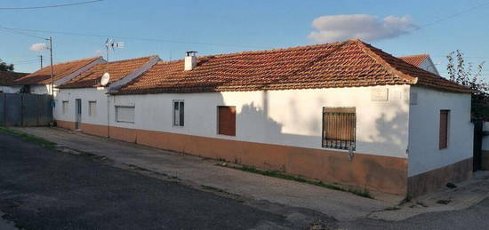 Casa / Villa T2 em Almoster de 48,00 m2