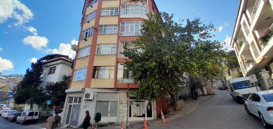 Eypsultan merkezde 2+1 90m2 1.kat Kiralk 18.000.-TL