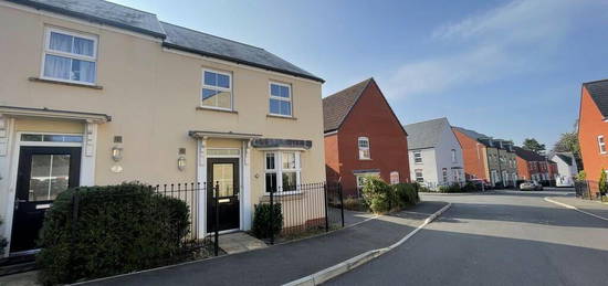 3 bedroom semi-detached house