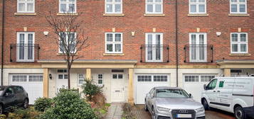 4 bed terraced house for sale