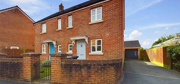 2 bedroom semi-detached house for sale