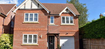 4 bed detached house for sale