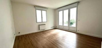 Appartement Paris 1 pièce(s) 29 m2