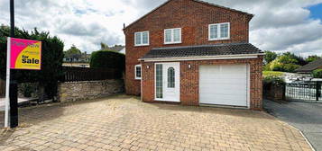 4 bedroom detached house to rent