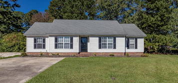 2702 Tonya Ct, Winterville, NC 28590