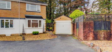 2 bedroom semi-detached house for sale