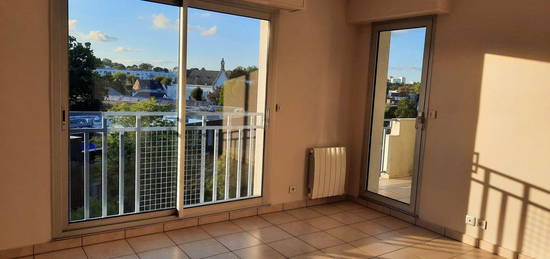 Location T2 de 46 m2 avec terrasse + parking - Procé