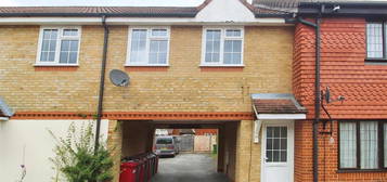 Detached house to rent in Cooper Way, Cippenham, Slough SL1