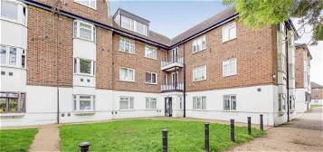 Flat to rent in Great West Road, Isleworth TW7