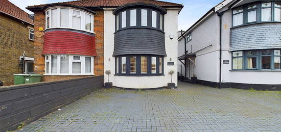 2 bed semi-detached house for sale