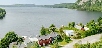973, Chemin du Domaine-du-Pinacle, apt. A
Coaticook