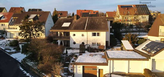 Charmante 2,5 Zimmer-Wohnung mit Terrasse