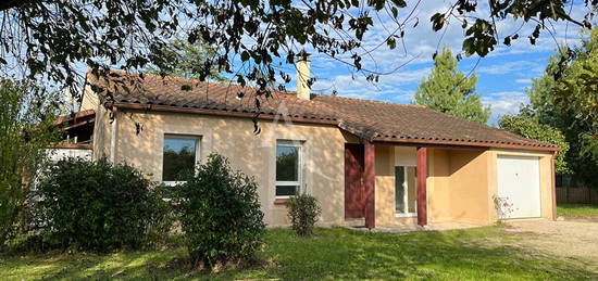 Maison  à louer, 4 pièces, 3 chambres, 80 m²