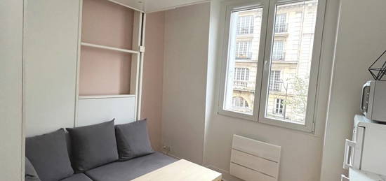 Studio meublé  à vendre, 1 pièce, 14 m², Étage 2/4