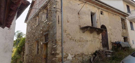 Proprietà rustica in vendita in via Pieve di Teco, 37 -19