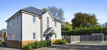 3 bedroom detached house to rent